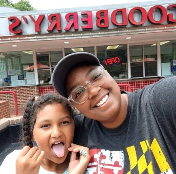 Meet your Posher, Casey - Picture 1 of 1